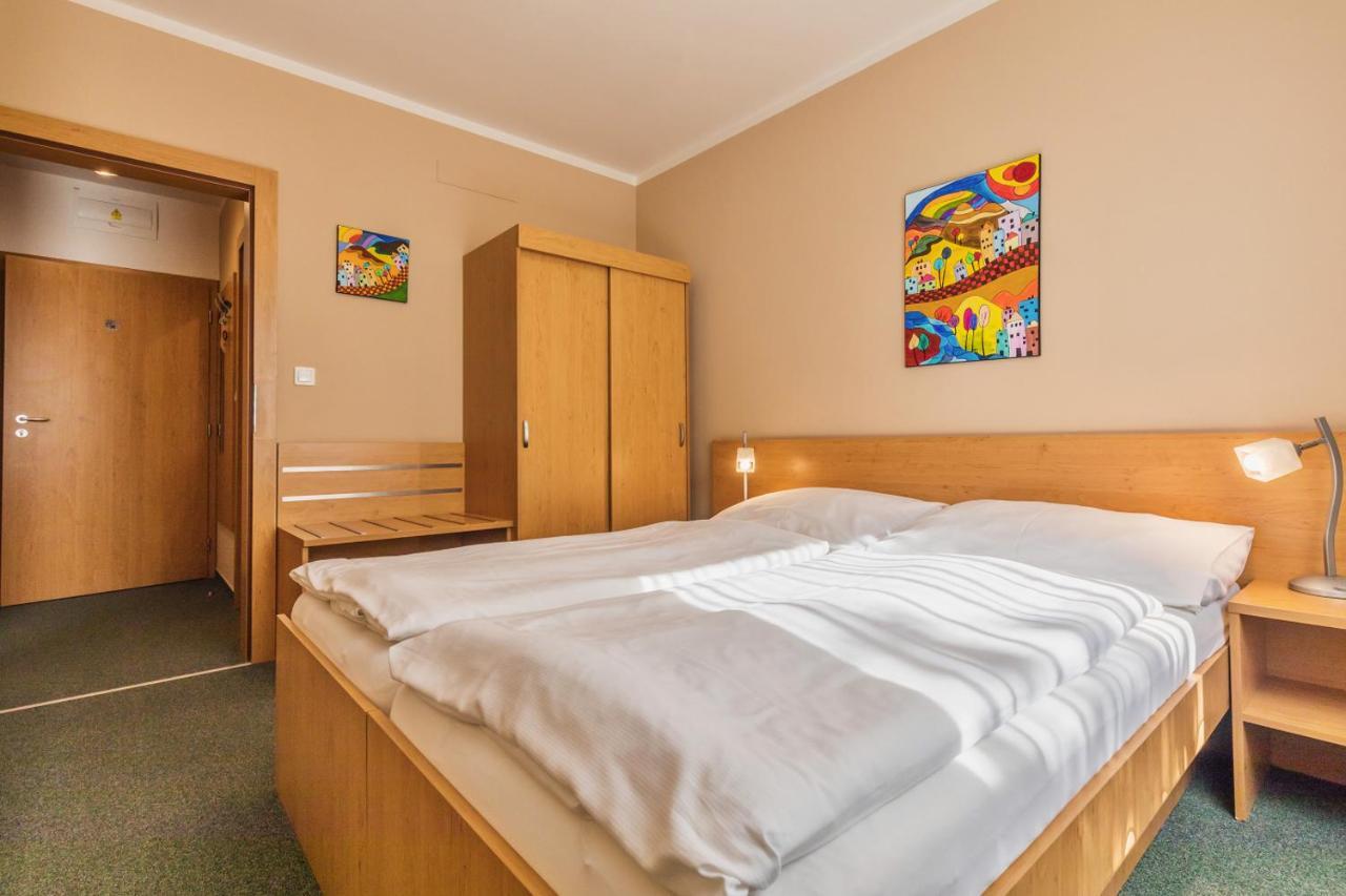 Penzion & Vinny Bar Regio Кийов Экстерьер фото